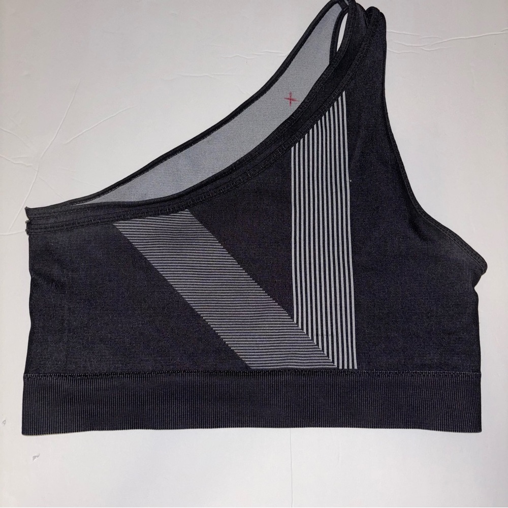 Fabletics Sports Bra Women's Black Indy Seamless One Shoulder Sports Bra Med